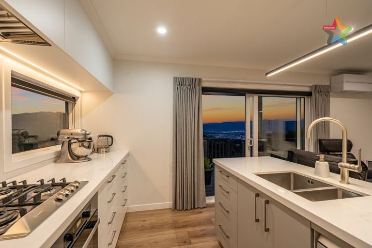 Photo of property in 67 Cypress Drive, Maungaraki, Lower Hutt, 5010