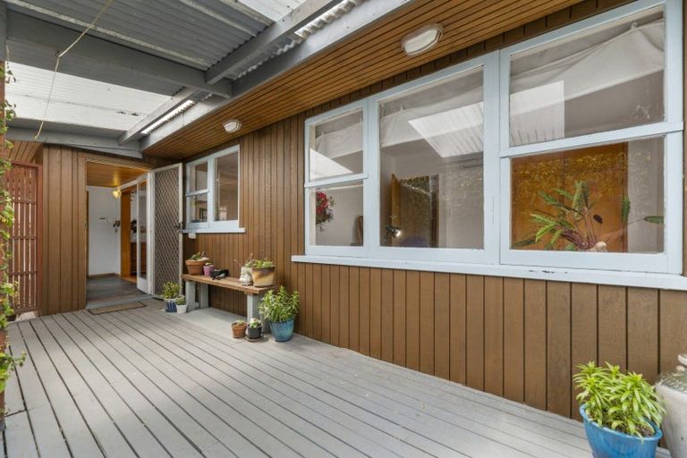 Photo of property in 51 Kingswood Road, Brookfield, Tauranga, 3110