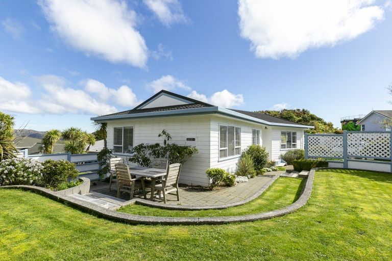 Photo of property in 94 Montgomery Avenue, Karori, Wellington, 6012