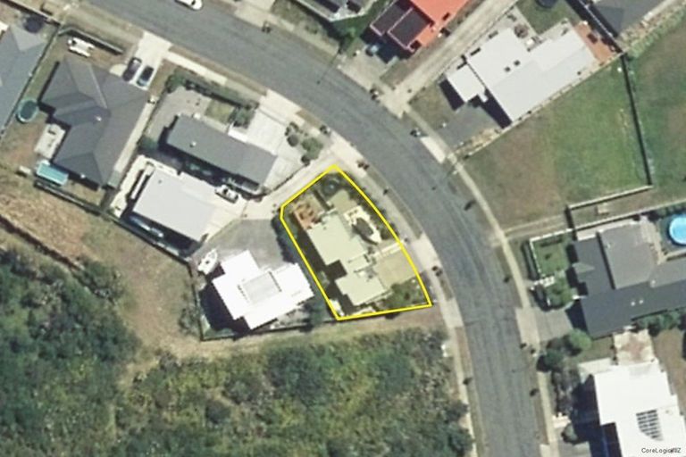 Photo of property in 3 Mo Street, Camborne, Porirua, 5026