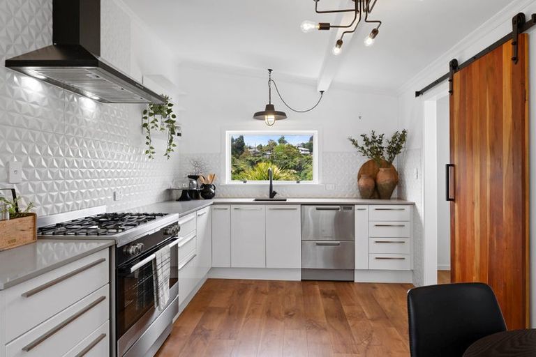 Photo of property in 61 Frankley Road, Westown, New Plymouth, 4310