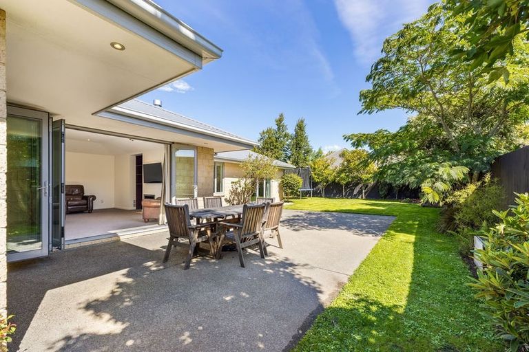 Photo of property in 27 Cridland Place, Halswell, Christchurch, 8025