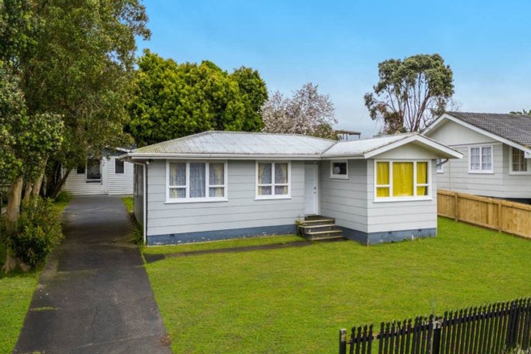 Photo of property in 5 Malmo Place, Manurewa, Auckland, 2102