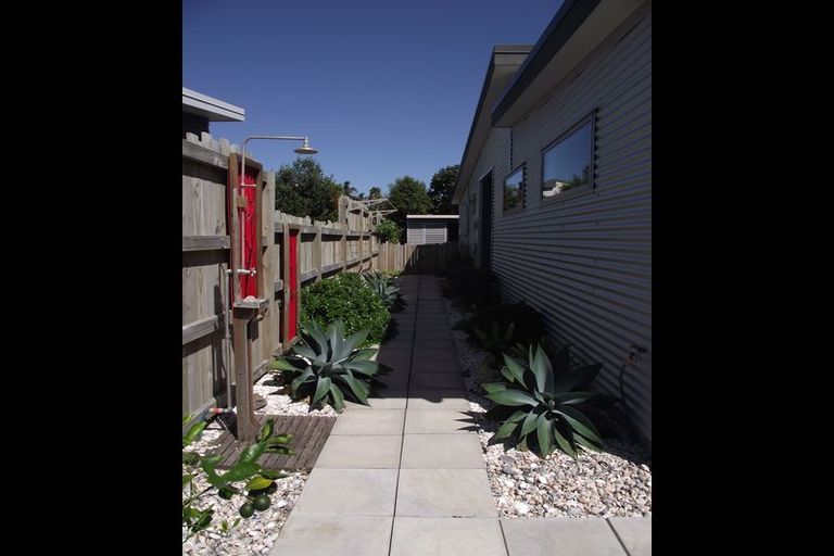 Photo of property in 23 Ian Place, Waihi Beach, 3611