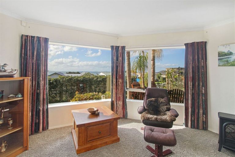 Photo of property in 46 Torkar Road, Clarks Beach, 2122