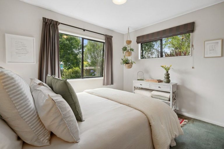 Photo of property in 9 Baillie Crescent, Carterton, 5713