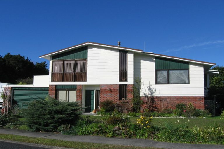 Photo of property in 9 Mako Lane, Paihia, 0200