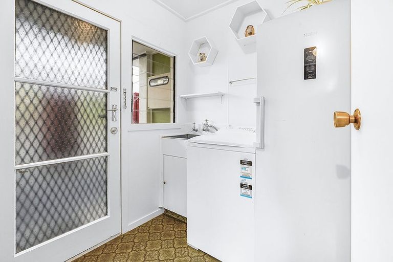 Photo of property in 33 Anthony Crescent, Bader, Hamilton, 3206