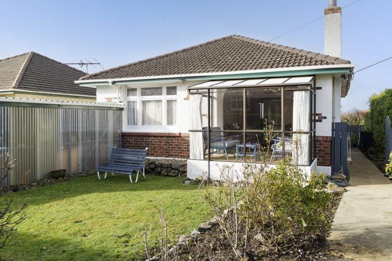 Photo of property in 46 Stirling Street, Andersons Bay, Dunedin, 9013