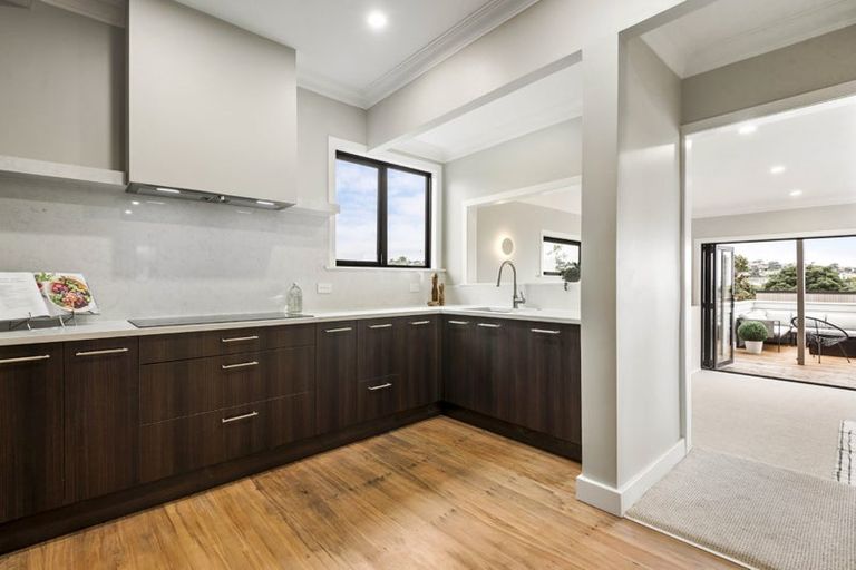 Photo of property in 1/45 Rangitoto Terrace, Milford, Auckland, 0620