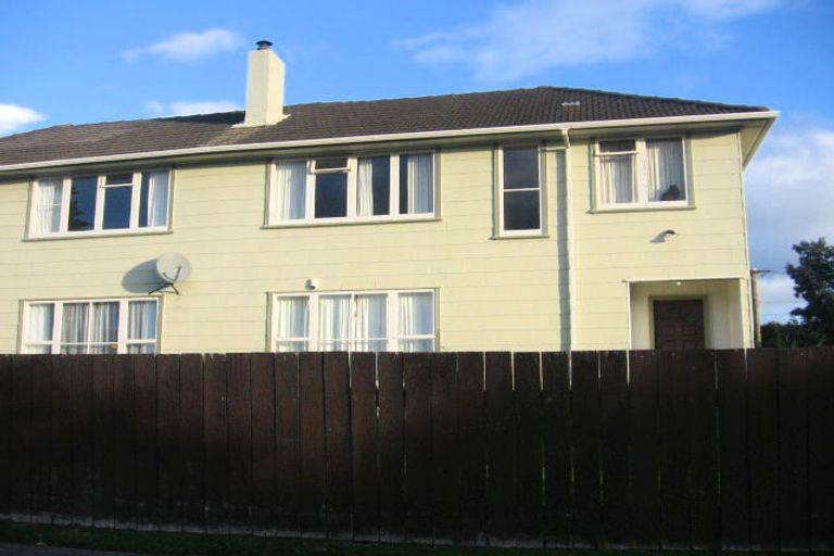Photo of property in 75 Godley Street, Waiwhetu, Lower Hutt, 5010