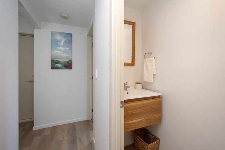 Photo of property in 3/24 Whitmore Street, Edgeware, Christchurch, 8013