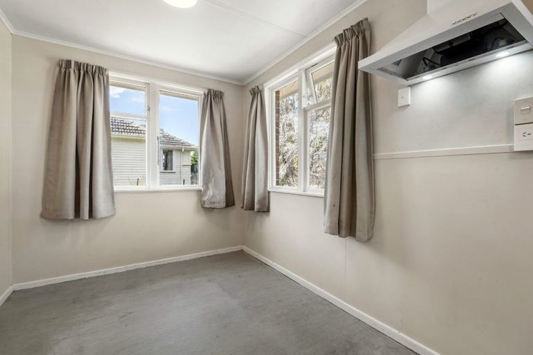 Photo of property in 59 Roberts Avenue, Bayswater, Auckland, 0622