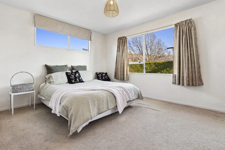 Photo of property in 140 Aubrey Road, Wanaka, 9305