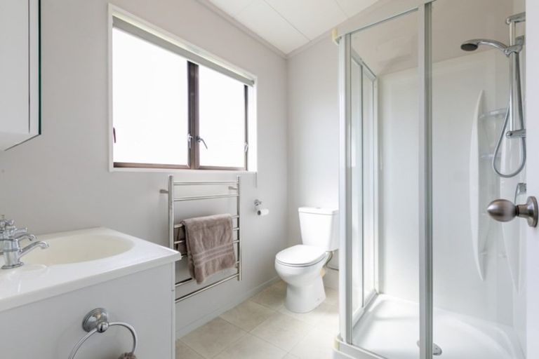 Photo of property in 70 Le Quesne Road, Bay View, Napier, 4104