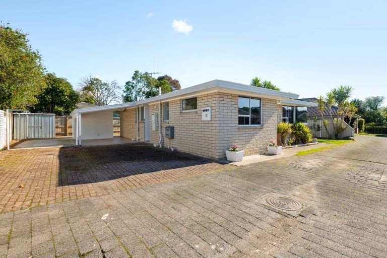 Photo of property in 20 Morrow Avenue, St Andrews, Hamilton, 3200