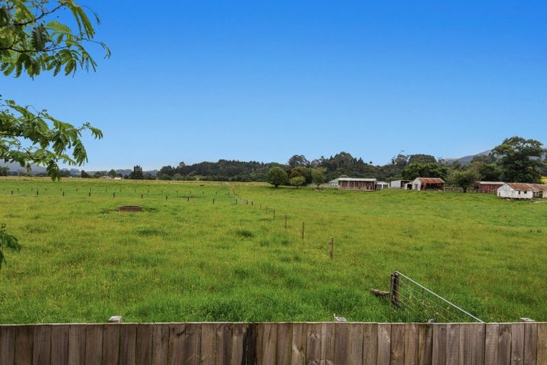 Photo of property in 8a Hughes Place, Taneatua, 3123