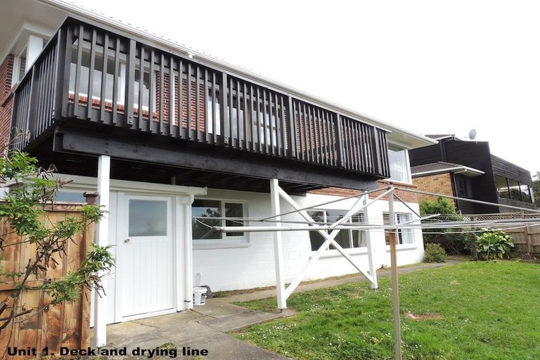 Photo of property in 9 Seaview Road, Castor Bay, Auckland, 0620