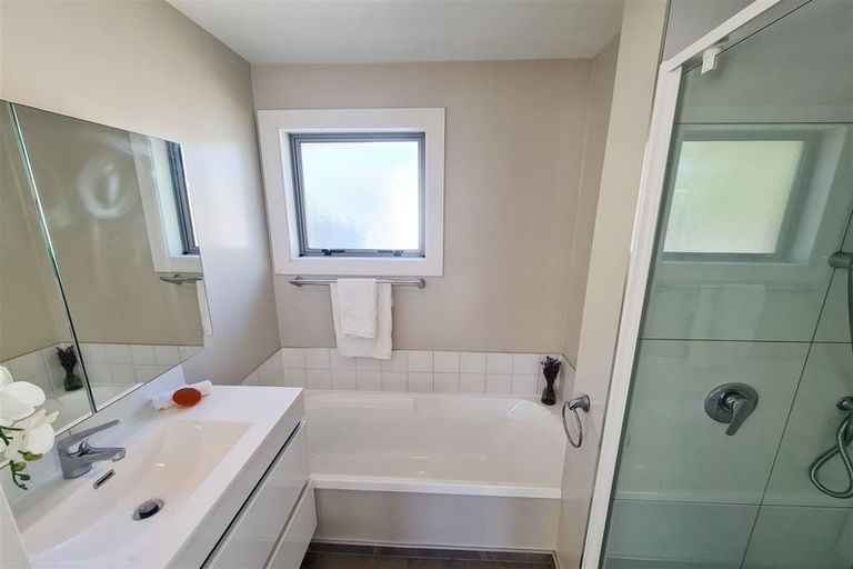 Photo of property in 29 Jenkins Avenue, Redwood, Christchurch, 8051