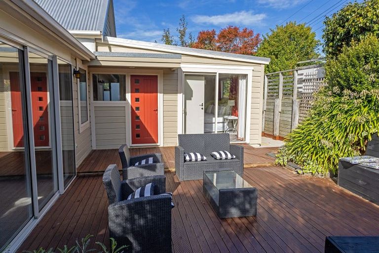 Photo of property in 11 Glenross Street, Glenross, Dunedin, 9011