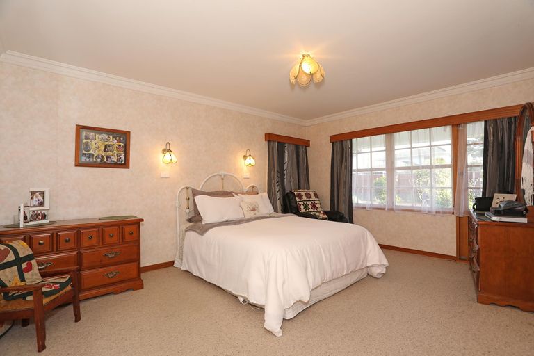 Photo of property in 409 Ruahine Street, Terrace End, Palmerston North, 4410