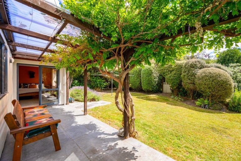 Photo of property in 6 Meadowbrook Place, Wanaka, 9305