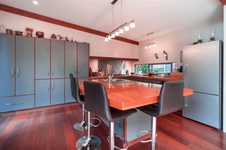 Photo of property in 17 Taumata Close, Paihia, 0200