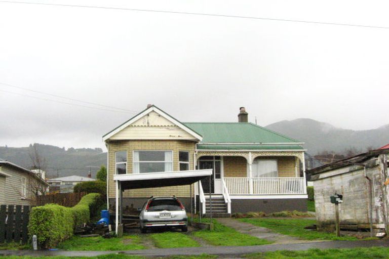 Photo of property in 50 Stevenson Avenue, Sawyers Bay, Port Chalmers, 9023