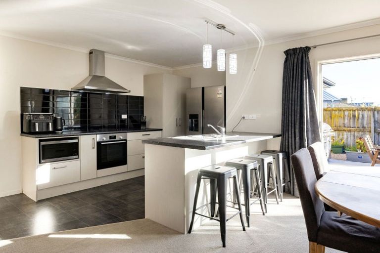 Photo of property in 9a Dover Road, St Andrews, Hamilton, 3200