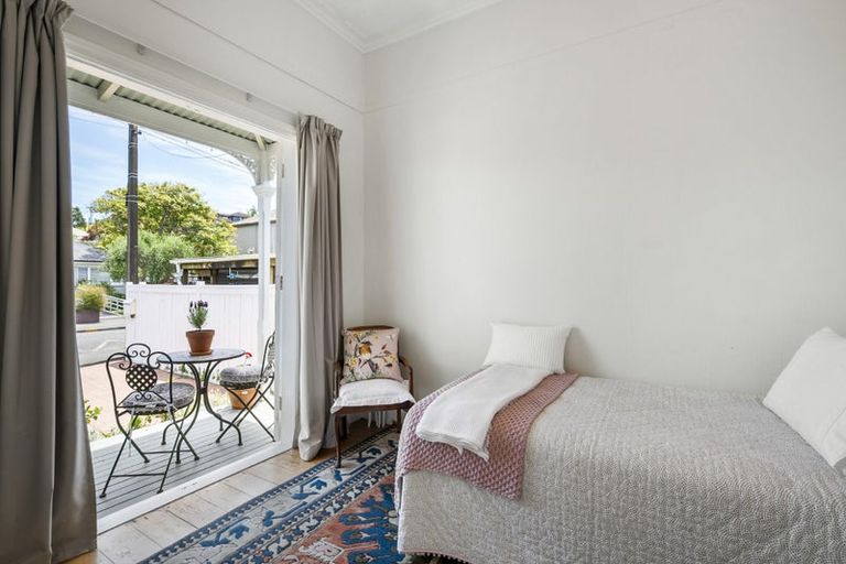 Photo of property in 26 Anne Street, Devonport, Auckland, 0624