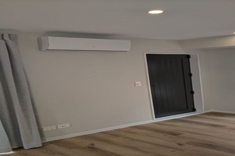 Photo of property in 3/15 Sunhill Road, Sunnyvale, Auckland, 0612