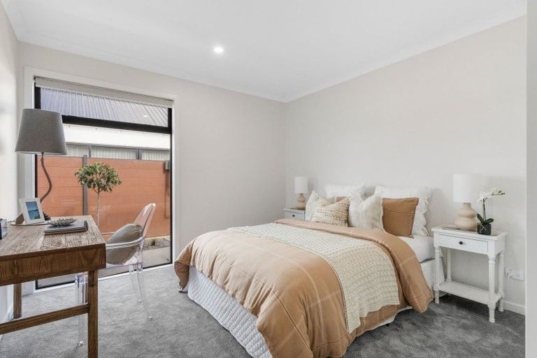 Photo of property in 26 Phoenix Palms Grove, Levin, 5510