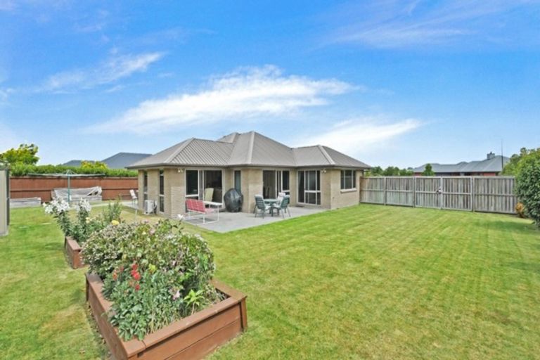 Photo of property in 16 Lynley Drive, West Melton, 7618