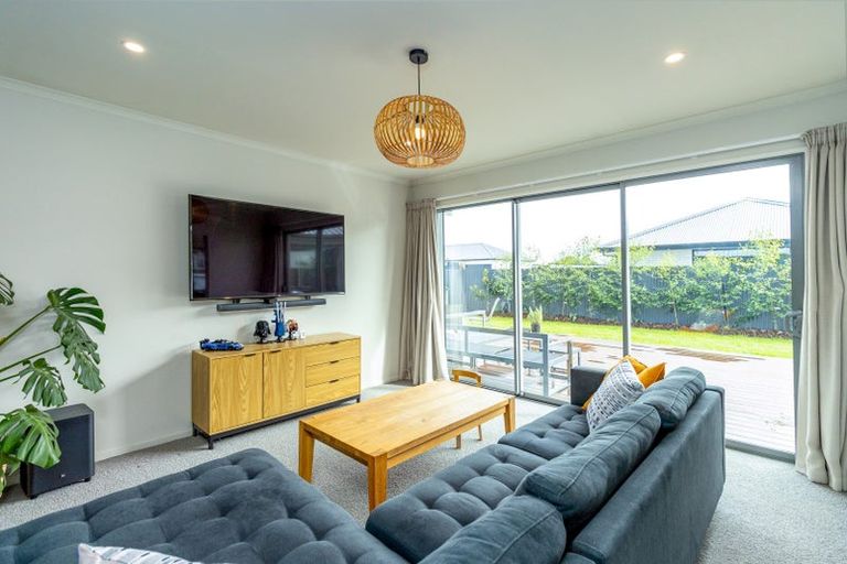 Photo of property in 27 Richard Pearse Drive, Temuka, 7920