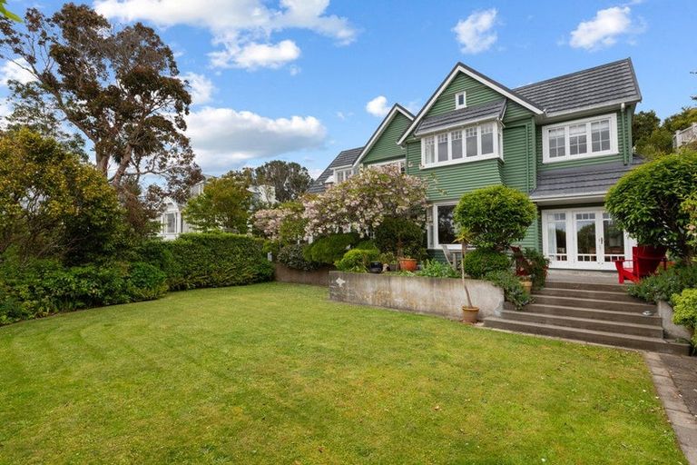 Photo of property in 131 Upland Road, Kelburn, Wellington, 6012