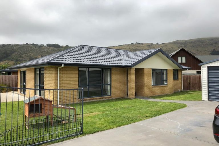 Photo of property in 21 Stedley Place, Heathcote Valley, Christchurch, 8022