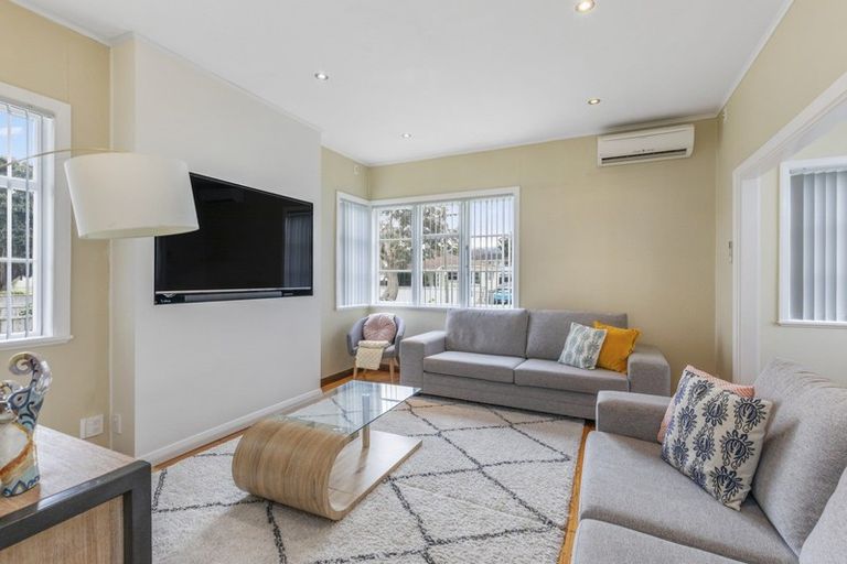 Photo of property in 42 Lincoln Avenue, Epuni, Lower Hutt, 5011