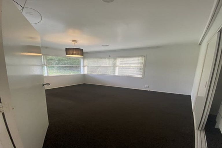 Photo of property in 443 Don Buck Road, Massey, Auckland, 0614