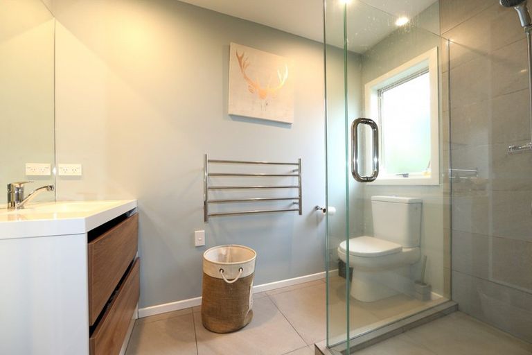 Photo of property in 4 Forsyth Street, Taradale, Napier, 4112