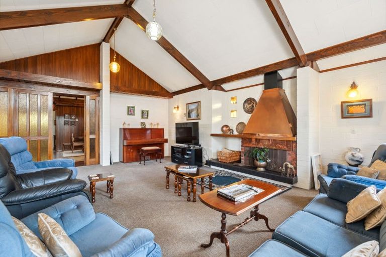 Photo of property in 8 Miller Place, Masterton, 5810