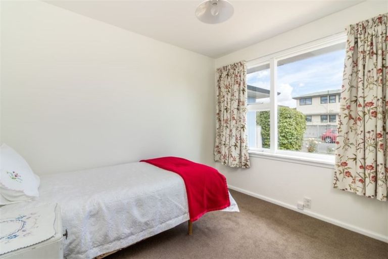 Photo of property in 233 Condell Avenue, Papanui, Christchurch, 8053
