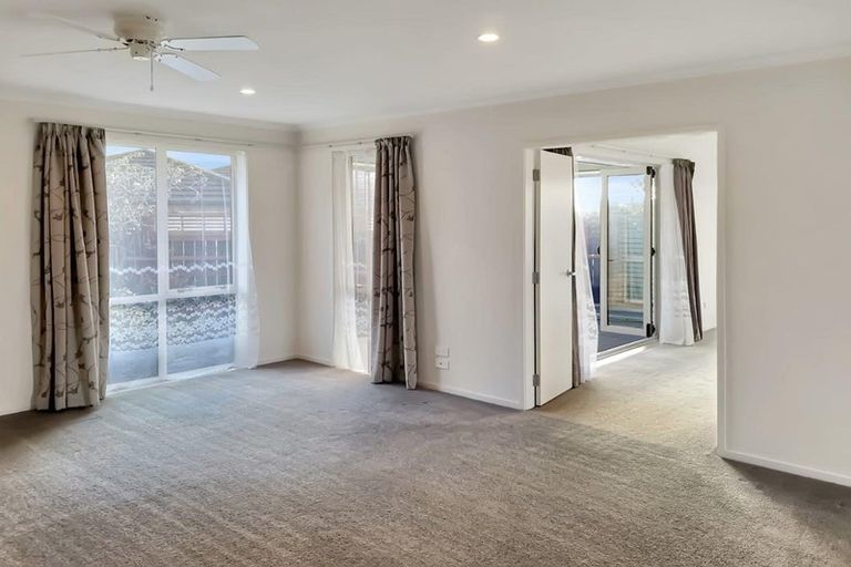 Photo of property in 4 Wai Place, One Tree Point, 0118