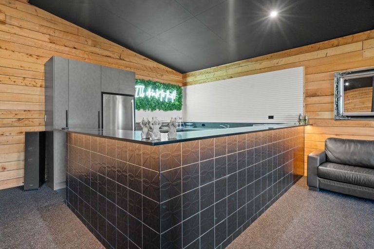 Photo of property in 210 Wards Line, Morison Bush, Greytown, 5794