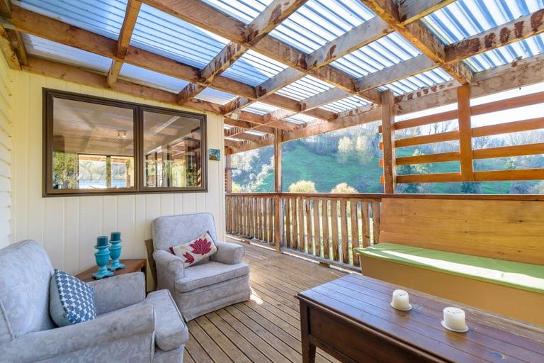 Photo of property in 86 Gibbs Road, Taihape, 4720