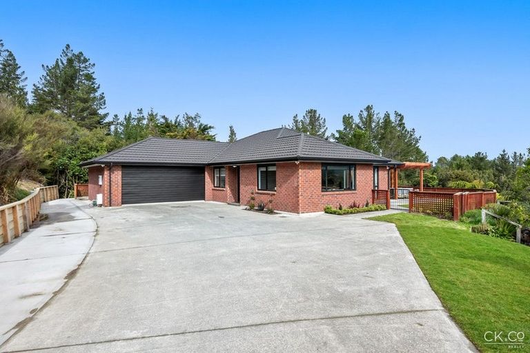 Photo of property in 3 Streets Way, Timberlea, Upper Hutt, 5018