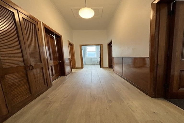 Photo of property in 361 The Terrace, Te Aro, Wellington, 6011