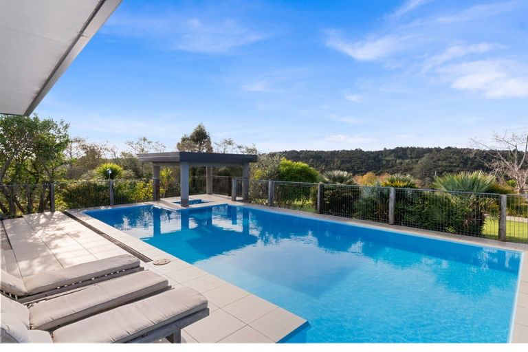 Photo of property in 114 Mahoenui Valley Road, Coatesville, Albany, 0793