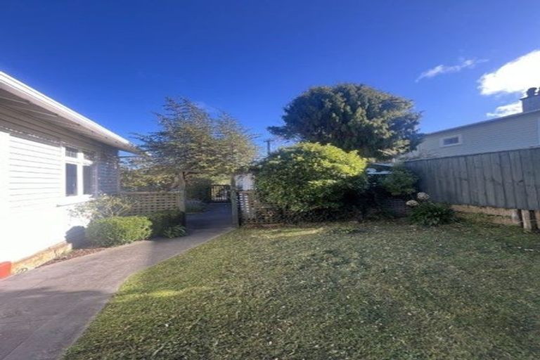 Photo of property in 33 Donald Street, Karori, Wellington, 6012