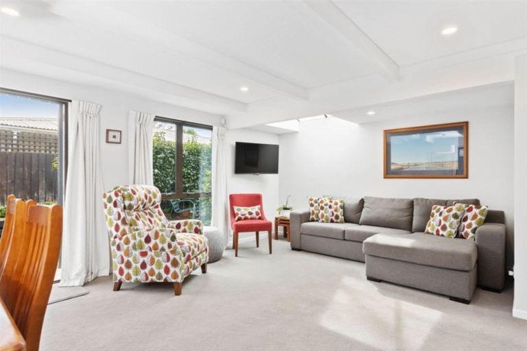 Photo of property in 4/11 Bristol Street, St Albans, Christchurch, 8014