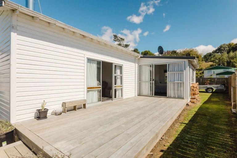 Photo of property in 10 Carlson Street, Dannevirke, 4930
